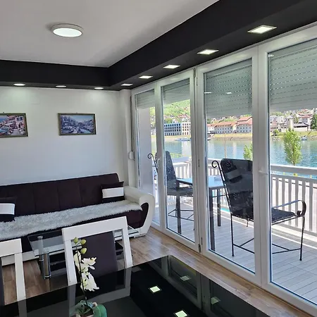 Διαμέρισμα Sokolovic *