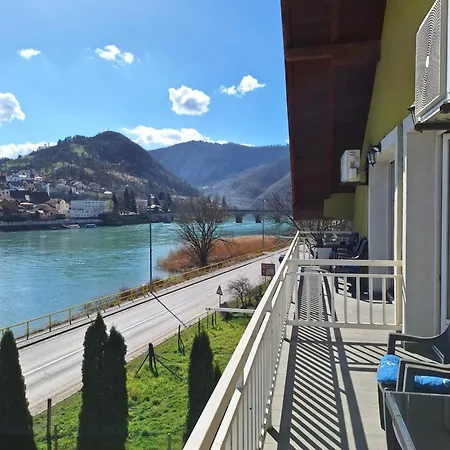 Sokolovic * Βίσεγκραντ